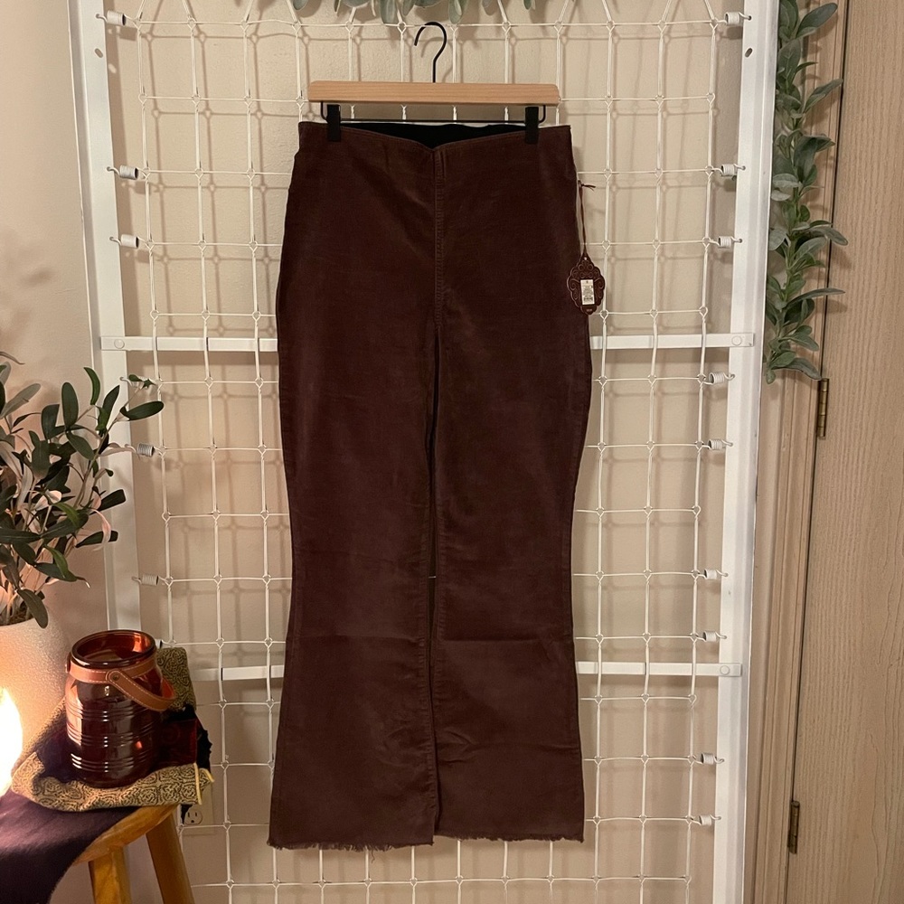 Knox Rose flare jeans w/ elastic waist